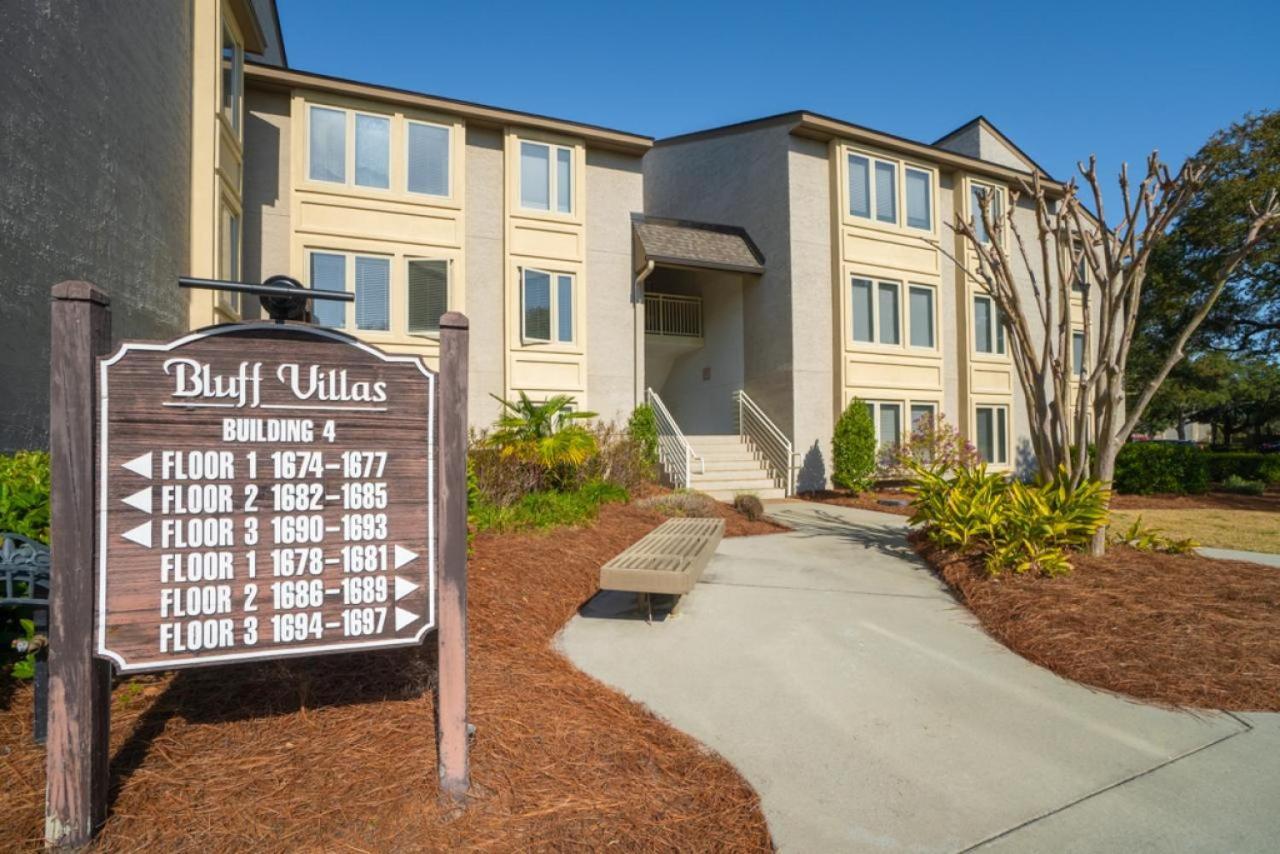 1686 Bluff Villas Renovated Sleeps 8 Walk To Salty Dog Sea Pines Хилтън Хед Айлънд Екстериор снимка