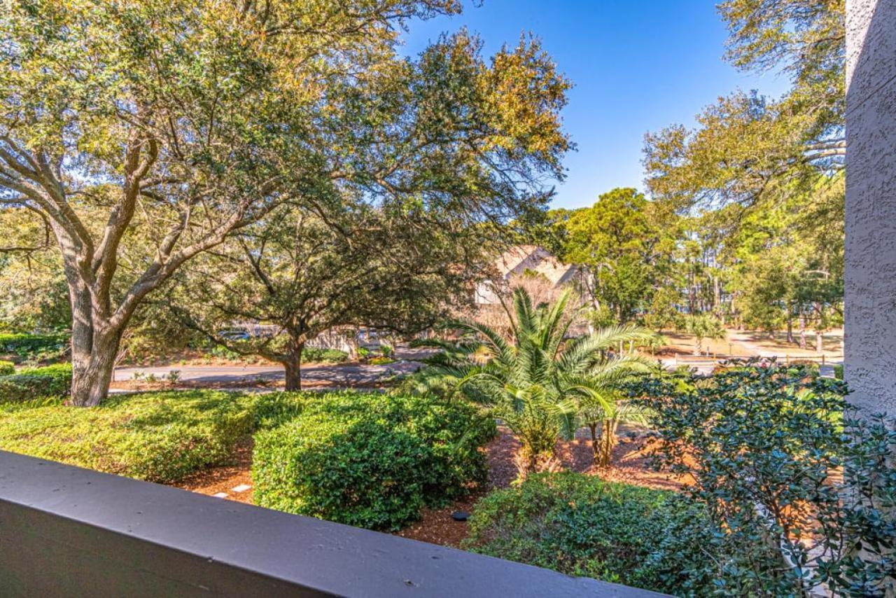 1686 Bluff Villas Renovated Sleeps 8 Walk To Salty Dog Sea Pines Хилтън Хед Айлънд Екстериор снимка