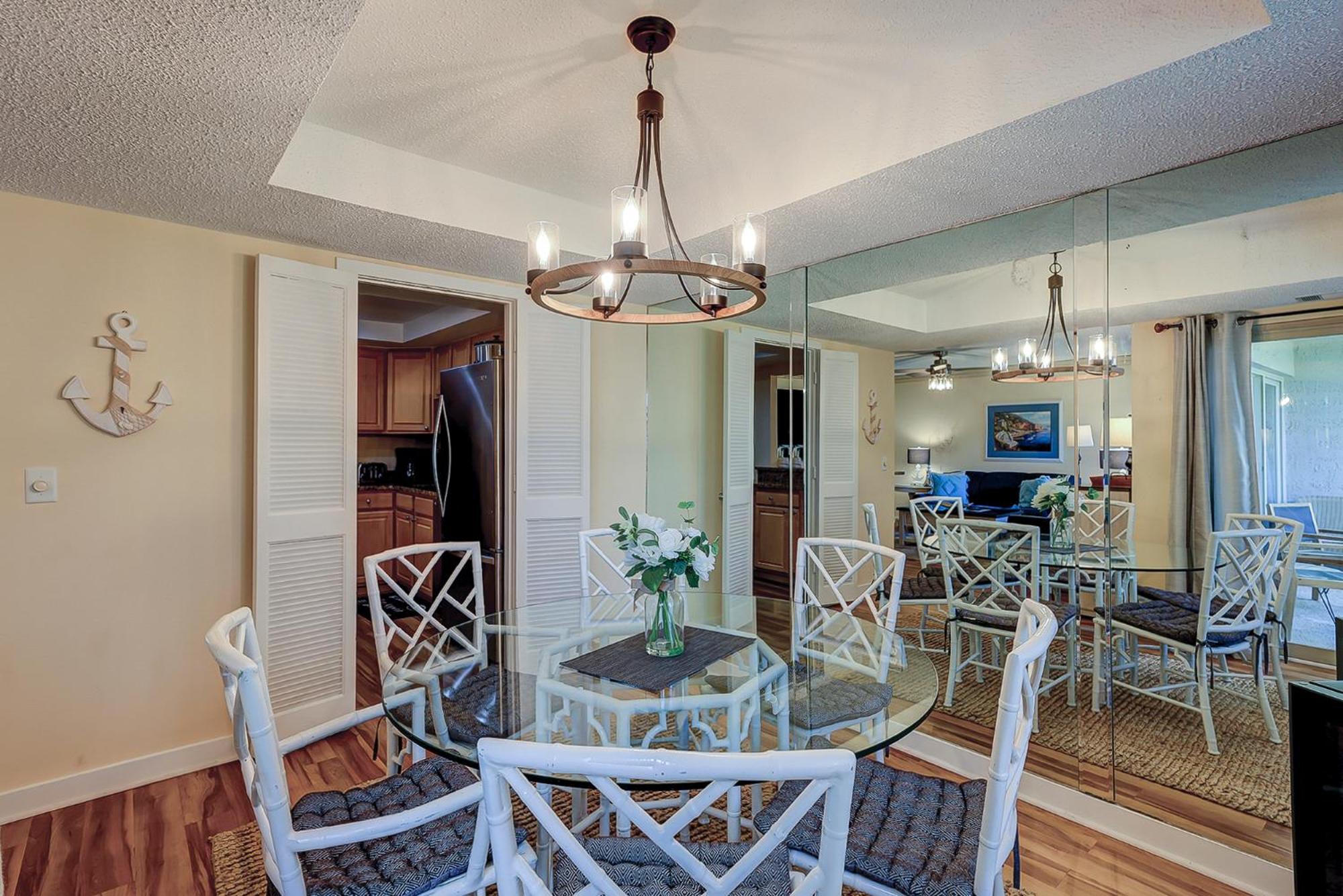 1686 Bluff Villas Renovated Sleeps 8 Walk To Salty Dog Sea Pines Хилтън Хед Айлънд Екстериор снимка