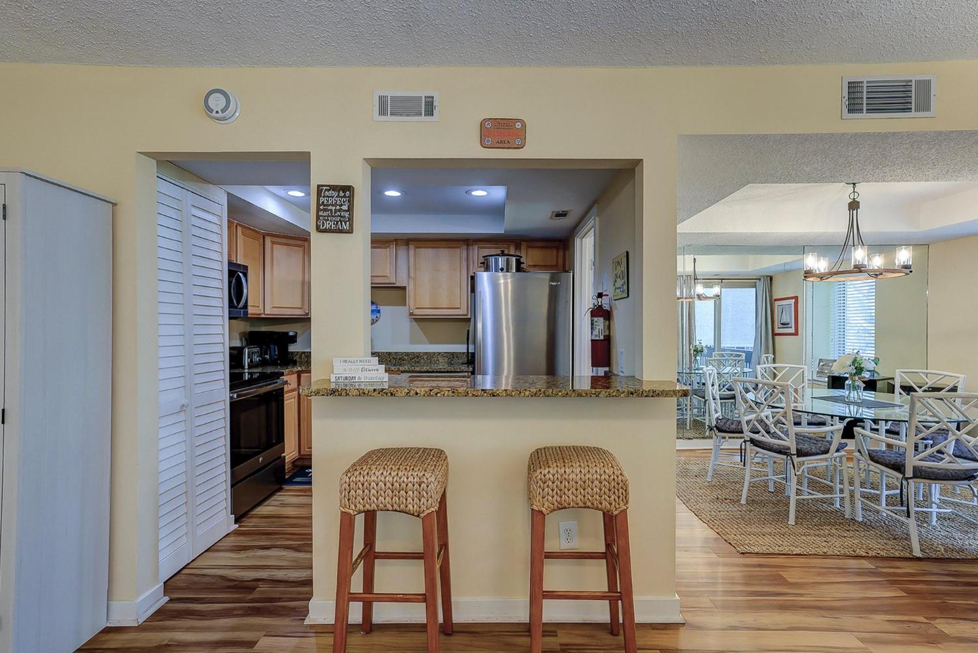 1686 Bluff Villas Renovated Sleeps 8 Walk To Salty Dog Sea Pines Хилтън Хед Айлънд Екстериор снимка